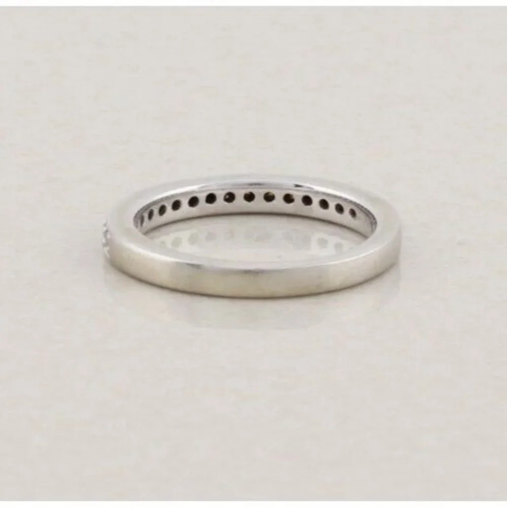 14k White Gold .20 Carat Diamond Band Ring Stackable Size 7 - Picture 7 of 7